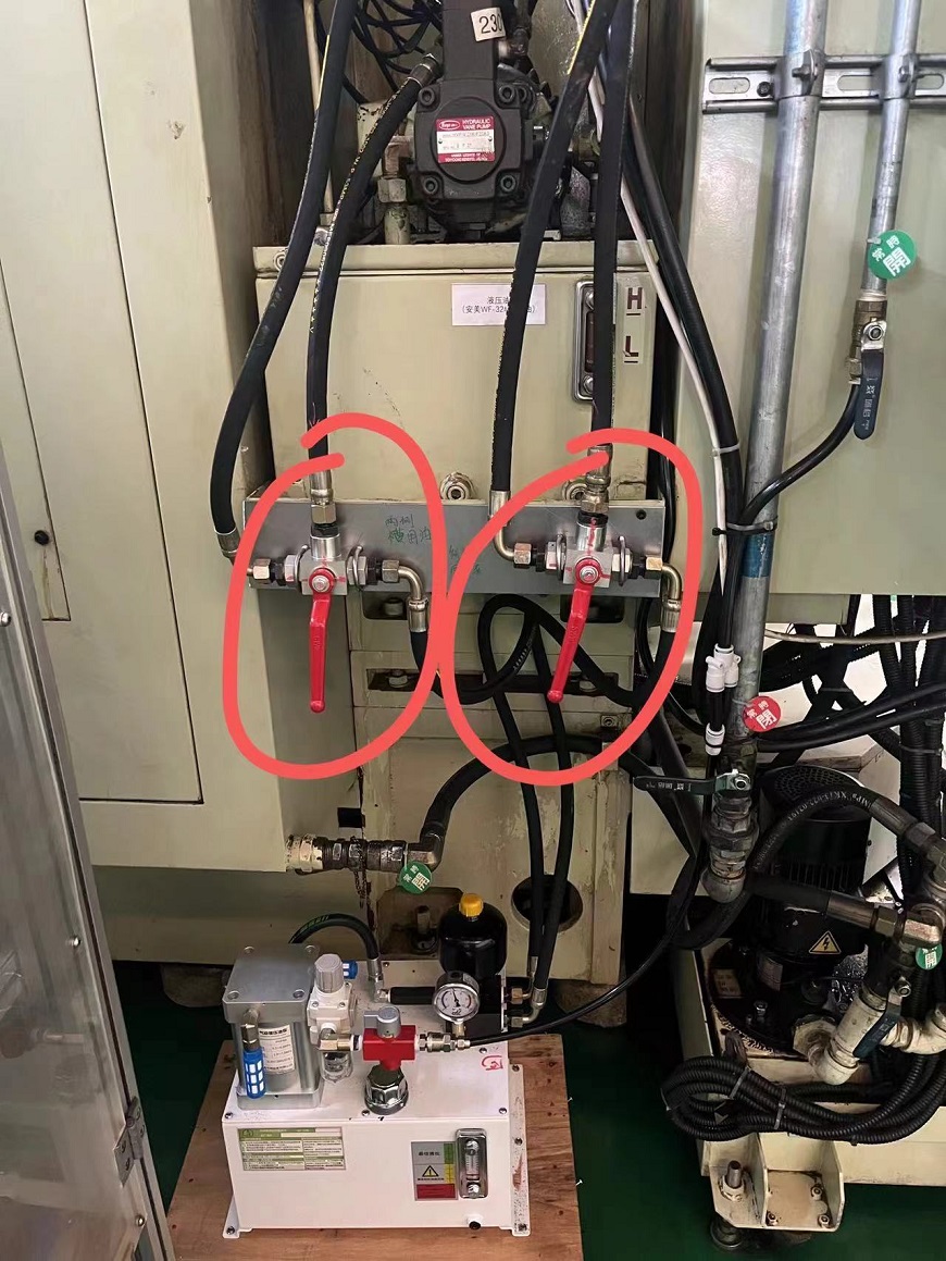 加工中心使用現(xiàn)場(chǎng) (2).jpg